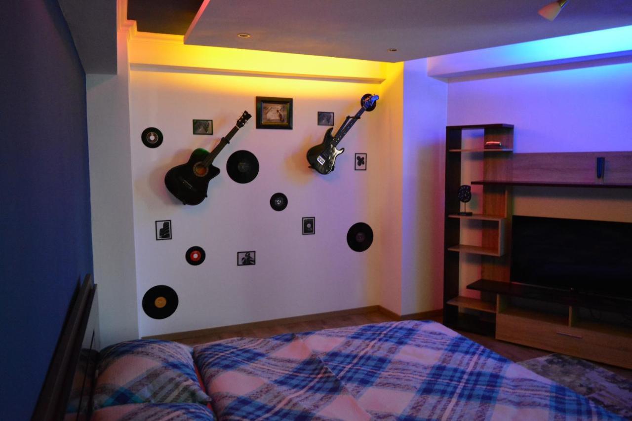 M@D Music Apartment Temeşvar Dış mekan fotoğraf