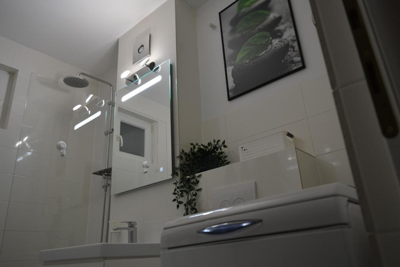 M@D Music Apartment Temeşvar Dış mekan fotoğraf